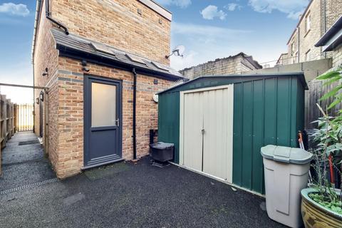 4 Milton Place, Chislehurst, BR7 5FA
