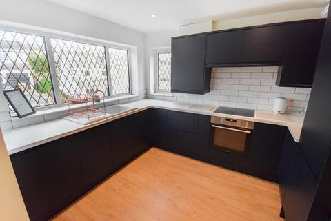 33 Effingham Road, Harden, Bingley, BD16 1LQ