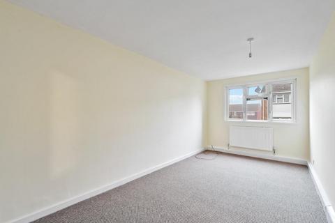 53 Clover Road, Guildford, GU2 8EZ