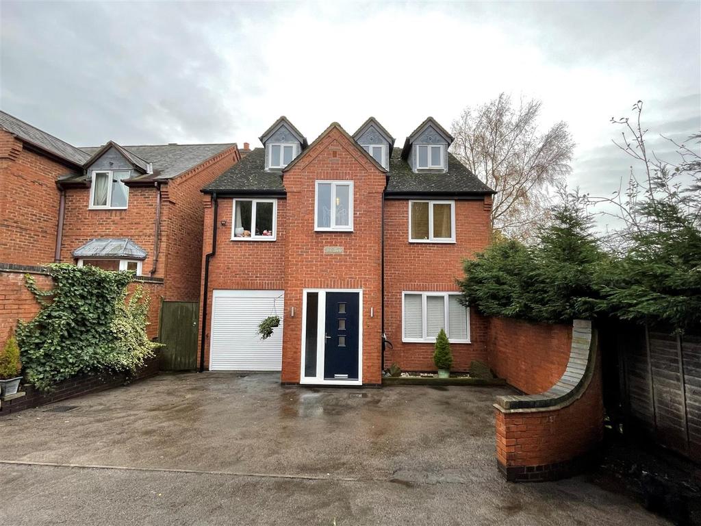 Cotes Road, Burbage, Hinckley 6 bed detached house for sale £600,000