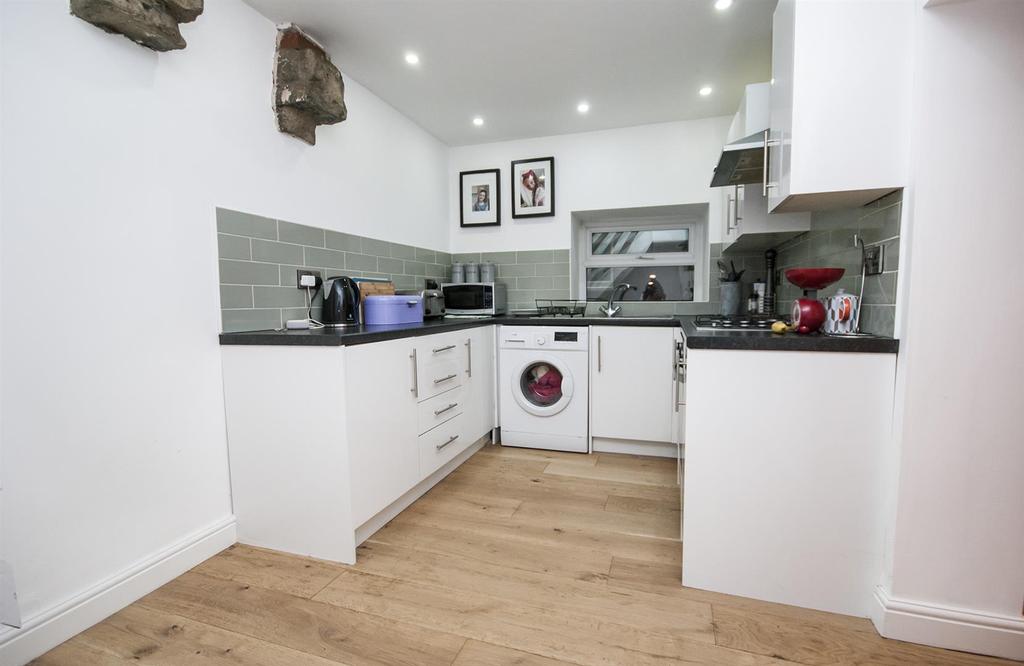 Turton Road, Tottington, Bury 2 bed end of terrace house for sale £