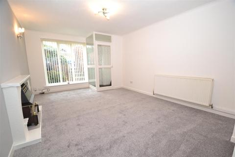 4 Broomcroft, Clayton, Bradford, BD14 6NW