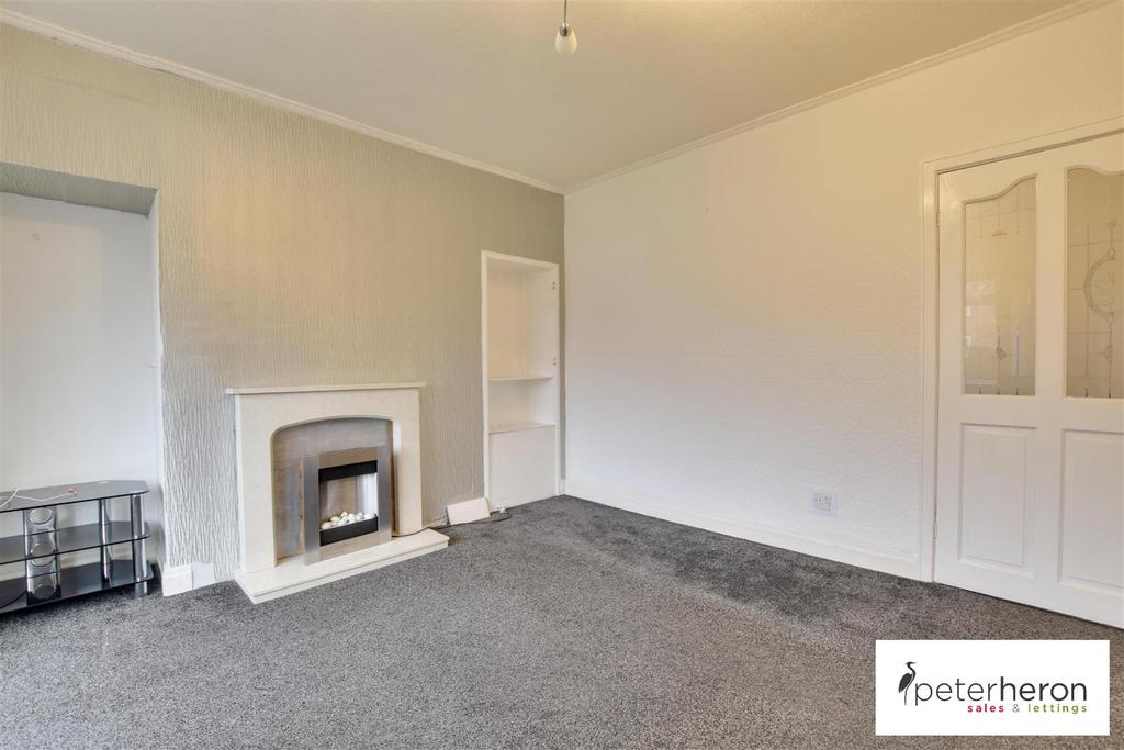 Perth Road, Plains Farm, Sunderland 2 bed semidetached house £550