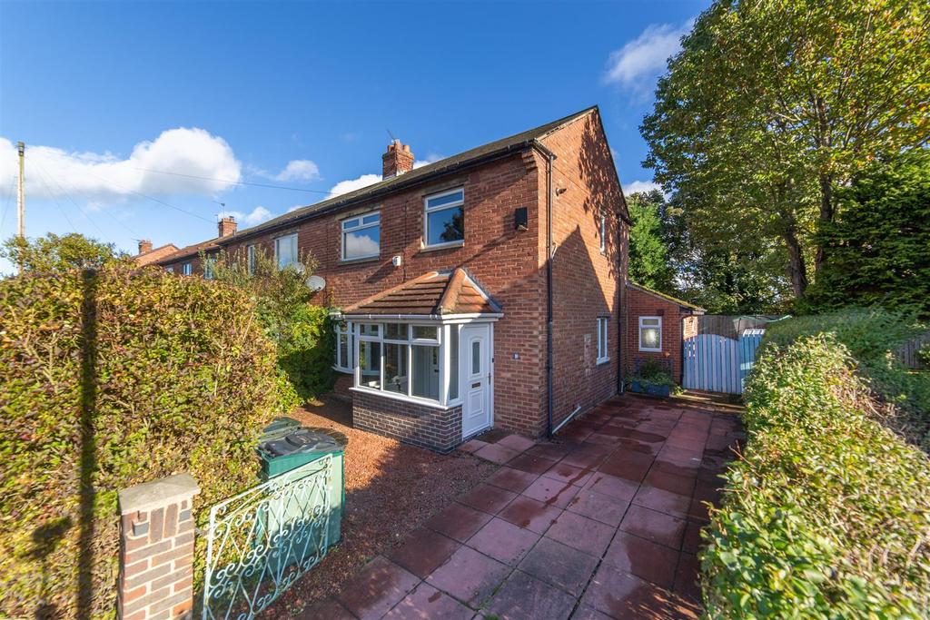 Mccracken Drive, Wideopen, Newcastle... 3 bed semidetached house £