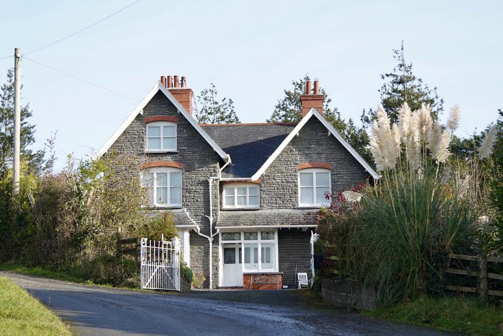 Maesheulog, Capel Bangor... 7 bed detached house £550,000