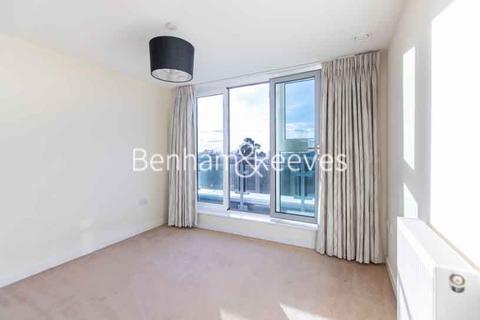 2 bedroom apartment to rent - Granville Gardens, London W5