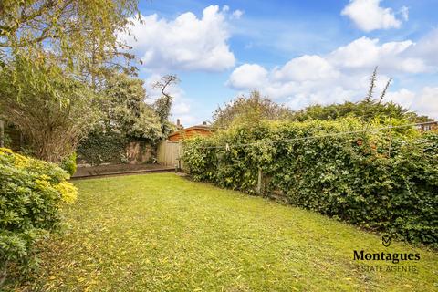 3 bedroom detached house for sale - Bower Hill, Epping, CM16