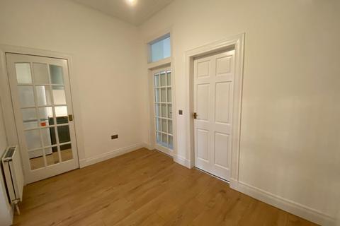 undefined, Crow Road, Broomhill, Glasgow, G11