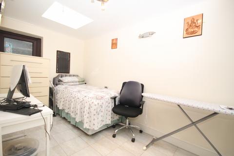 57 Bilton Road, Perivale, Greenford, UB6 7BA
