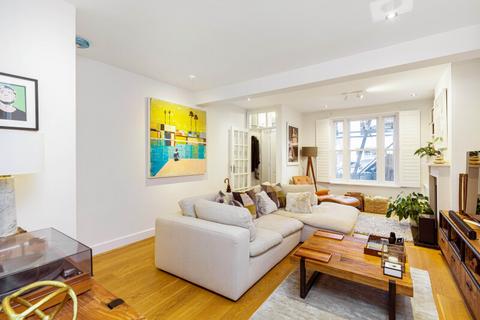 4 bedroom house to rent, Thorne Street, Barnes, London, SW13