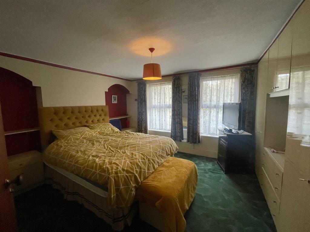 Bedroom 1- New
