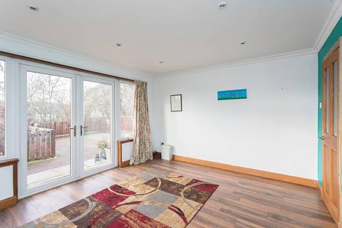 10 Ashton Terrace, Strathmartine, Dundee, DD3 0RJ