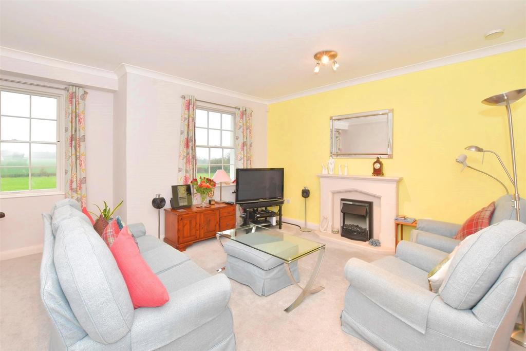 Ford Road, Arundel, West Sussex 3 bed link detached house for sale £