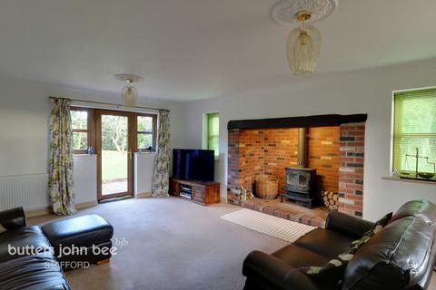 4 bedroom detached house for sale, The Orchards Hollies Common, Stafford ST20 0JD