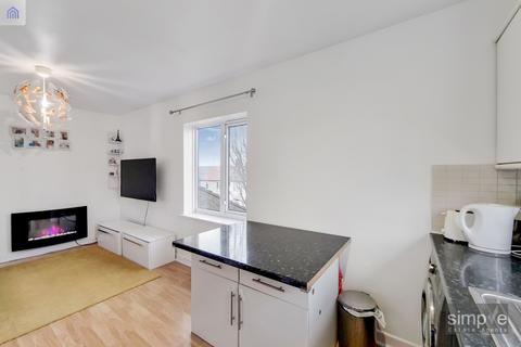 1 bedroom flat for sale - Copthorne Mews, Hayes, UB3