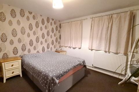 2 bedroom flat to rent - Lampton Road, Hounslow, TW3 4BG