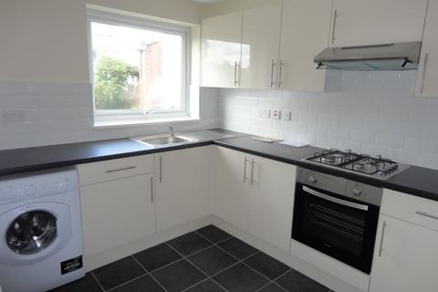 2 bedroom flat to rent - Lampton Road, Hounslow, TW3 4BG