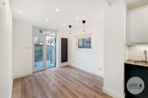 1 bedroom flat to rent, Cavendish Road, Kilburn NW6