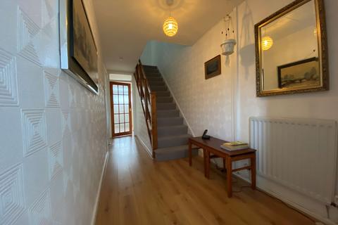 18 Blackpool Parade, Hebburn, NE31 2AF