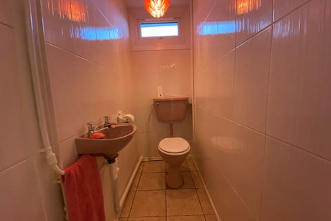 18 Blackpool Parade, Hebburn, NE31 2AF