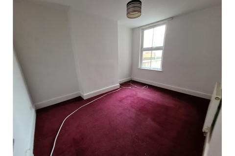 2 bedroom flat to rent, 39 Church Street, Highbridge