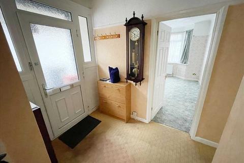2 bedroom detached bungalow for sale - Royal Oak Road, Kinson, Bournemouth