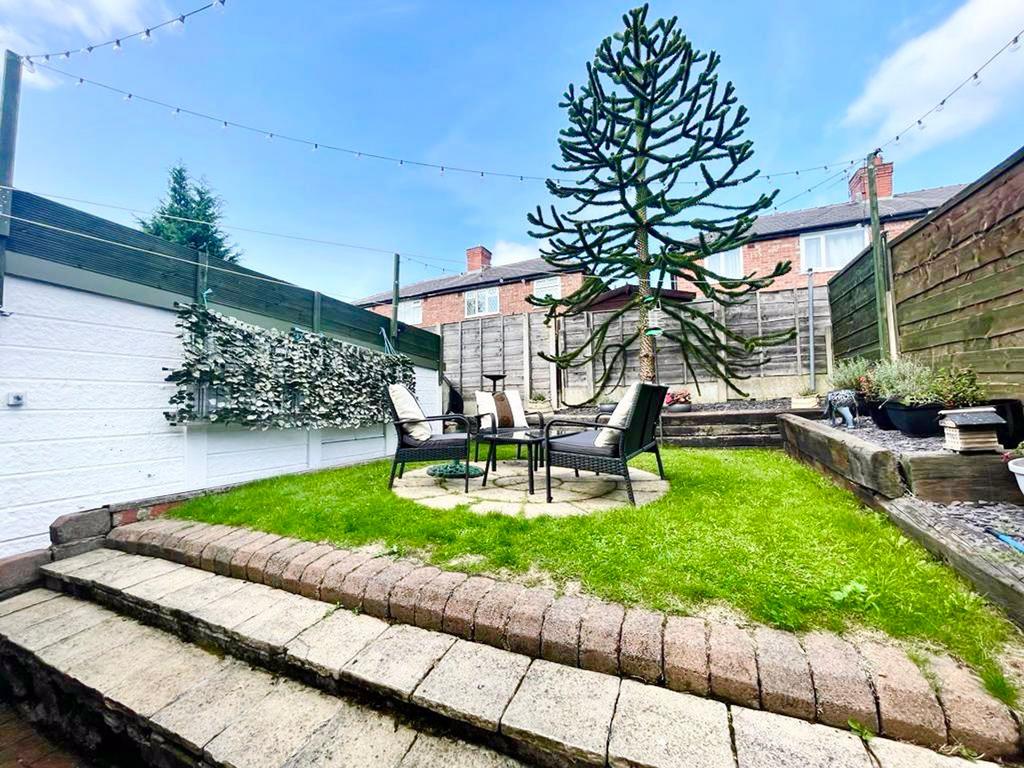 Woodstock Drive, Swinton, M27 3 bed semidetached house for sale £260,000