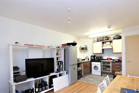 2 bedroom flat for sale - Wellington Road, Eccles, M30