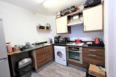 2 bedroom flat for sale - Wellington Road, Eccles, M30