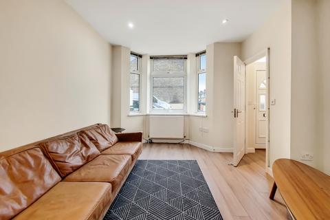 2 bedroom terraced house to rent, Carson Road, London, E16
