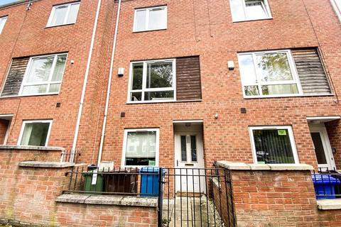 4 bedroom house to rent - Lauderdale Crescent, Grove Village, Manchester, M13
