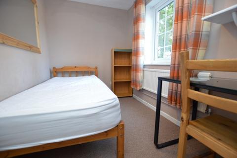 3 bedroom flat to rent, James Alexander Mews, Norwich, NR5