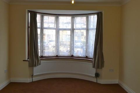 3 bedroom house to rent - Bycroft Road, Southall, UB1