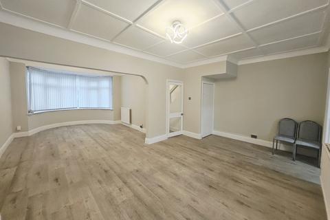 3 bedroom semi-detached house to rent, Fairfields Crescent, Colindale, NW9