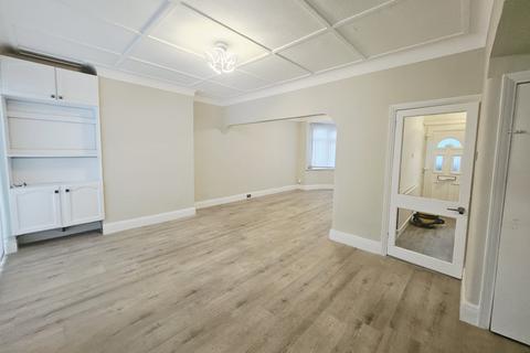 3 bedroom semi-detached house to rent, Fairfields Crescent, Colindale, NW9