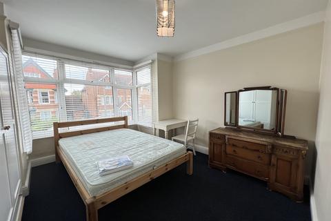 3 bedroom apartment to rent, 58 Windmill Road, Headington, Oxford, OX3