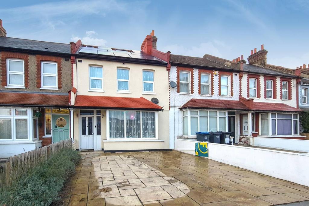 Whitehorse Road, South Norwood, London, SE25 4 bed terraced house for