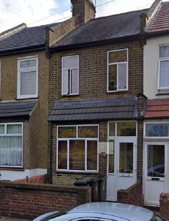 3 bedroom terraced house to rent - Higham Hill Road, London, E17