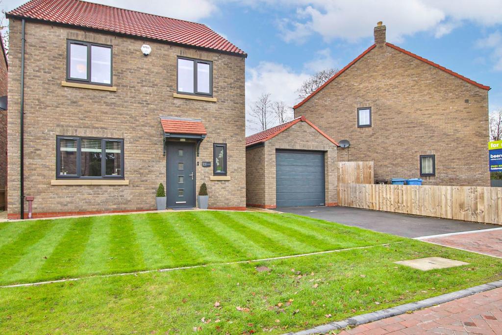 Woodside, Hull, East Riding of... 4 bed detached house £335,000