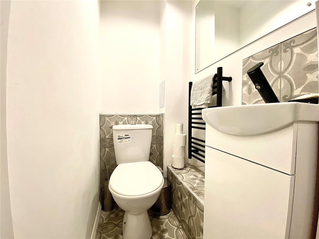 D.S Cloakroom