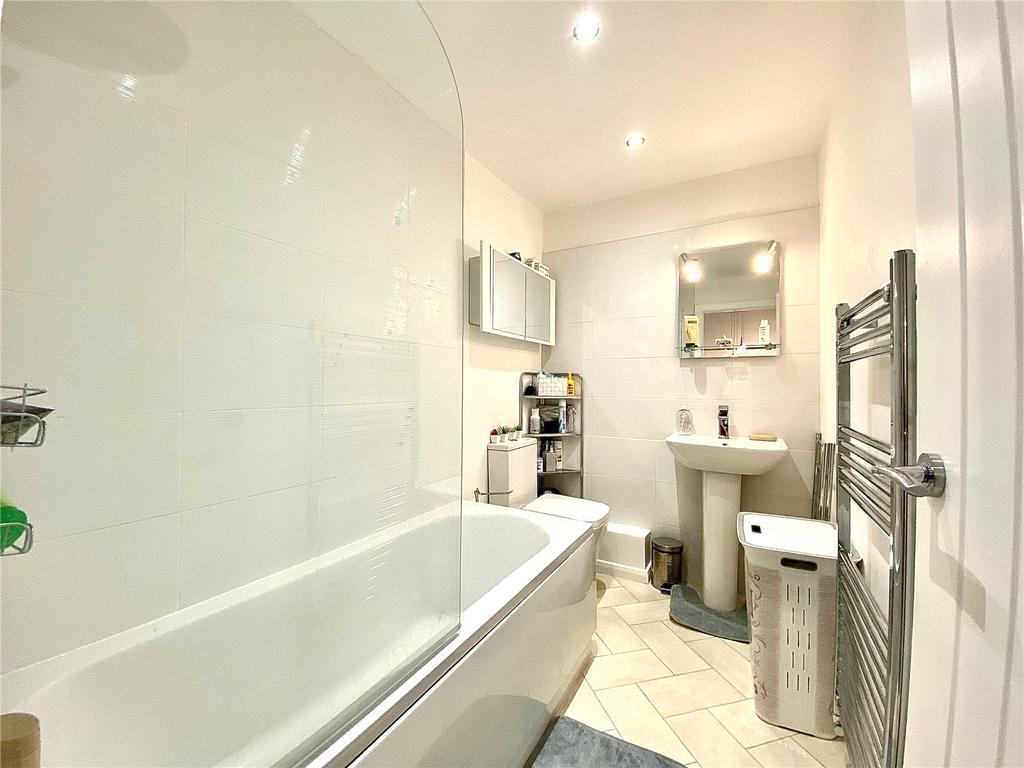 F.F Bathroom