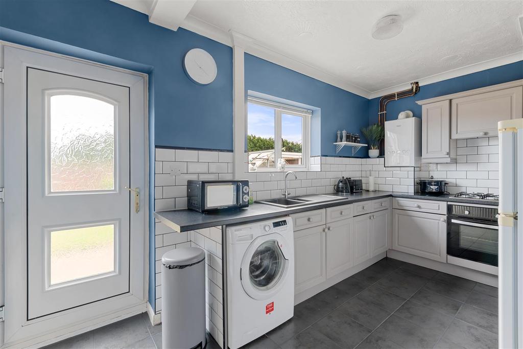 Wyberton Low Road, Boston, PE21 2 bed bungalow for sale £199,950