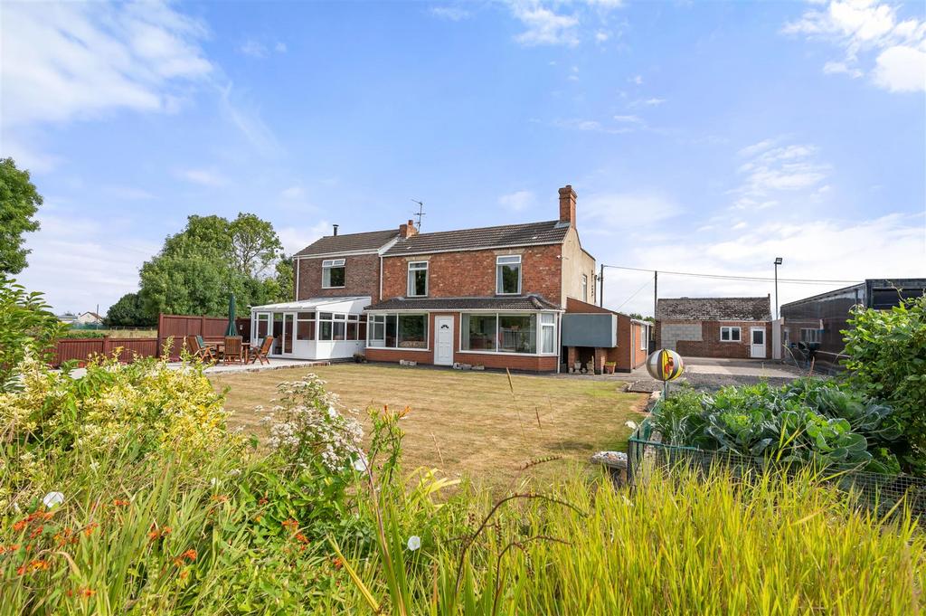 Highgate, Leverton, Boston, PE22 4 bed detached house for sale £375,000