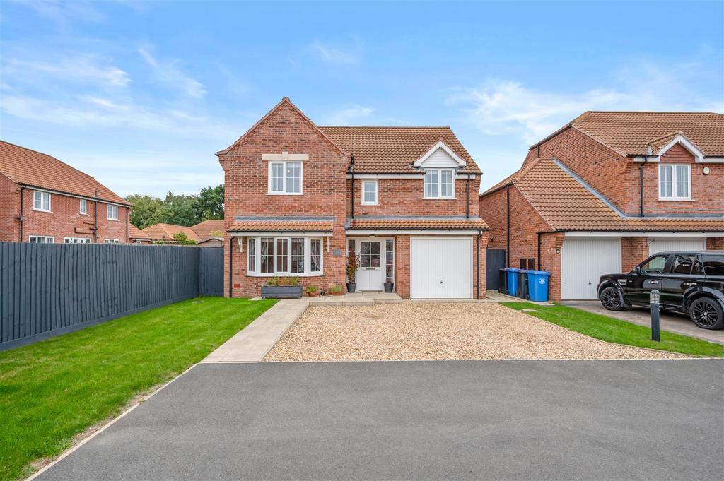 Crafton Lane, Boston, PE21 4 bed detached house £300,000