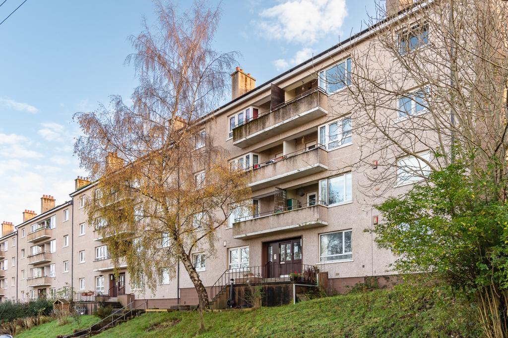 Barrmill Road, Flat 3/1, Mansewood, Glasgow, G43 1EJ 2 bed apartment