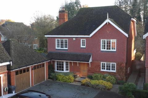 4 bedroom detached house for sale - Mulberry Gate, Felbridge, East Grinstead, West Sussex