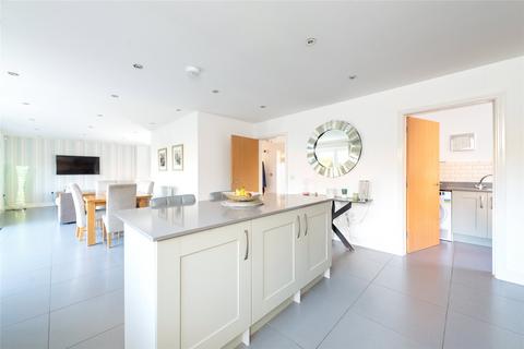 135 Bromham Road, Bedford, MK40 4BS