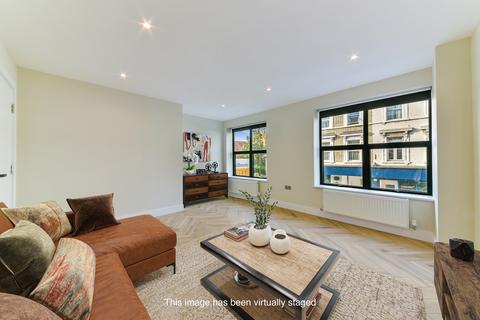 2 bedroom apartment for sale - Munster Road, Fulham, London, SW6