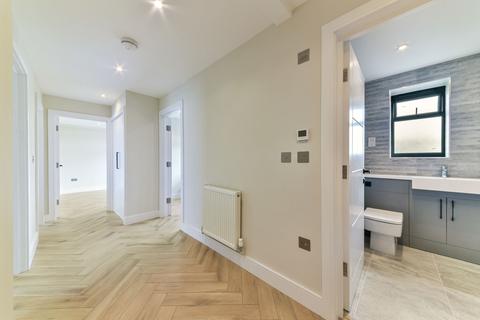 2 bedroom apartment for sale - Munster road, Fulham, London, SW6