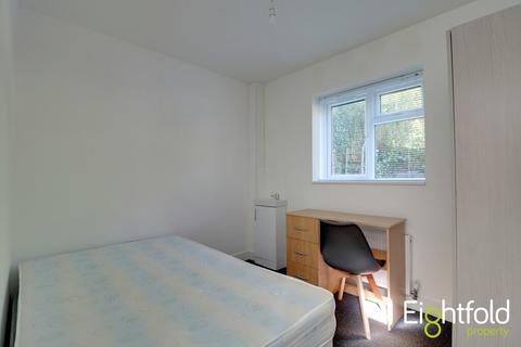 5 bedroom end of terrace house to rent - Wild Park Close, Brighton